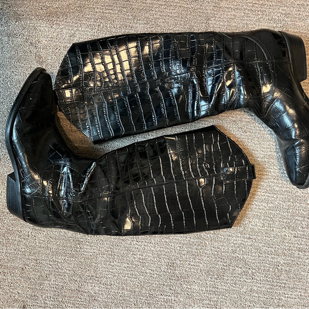 snakeskin cowboy boots